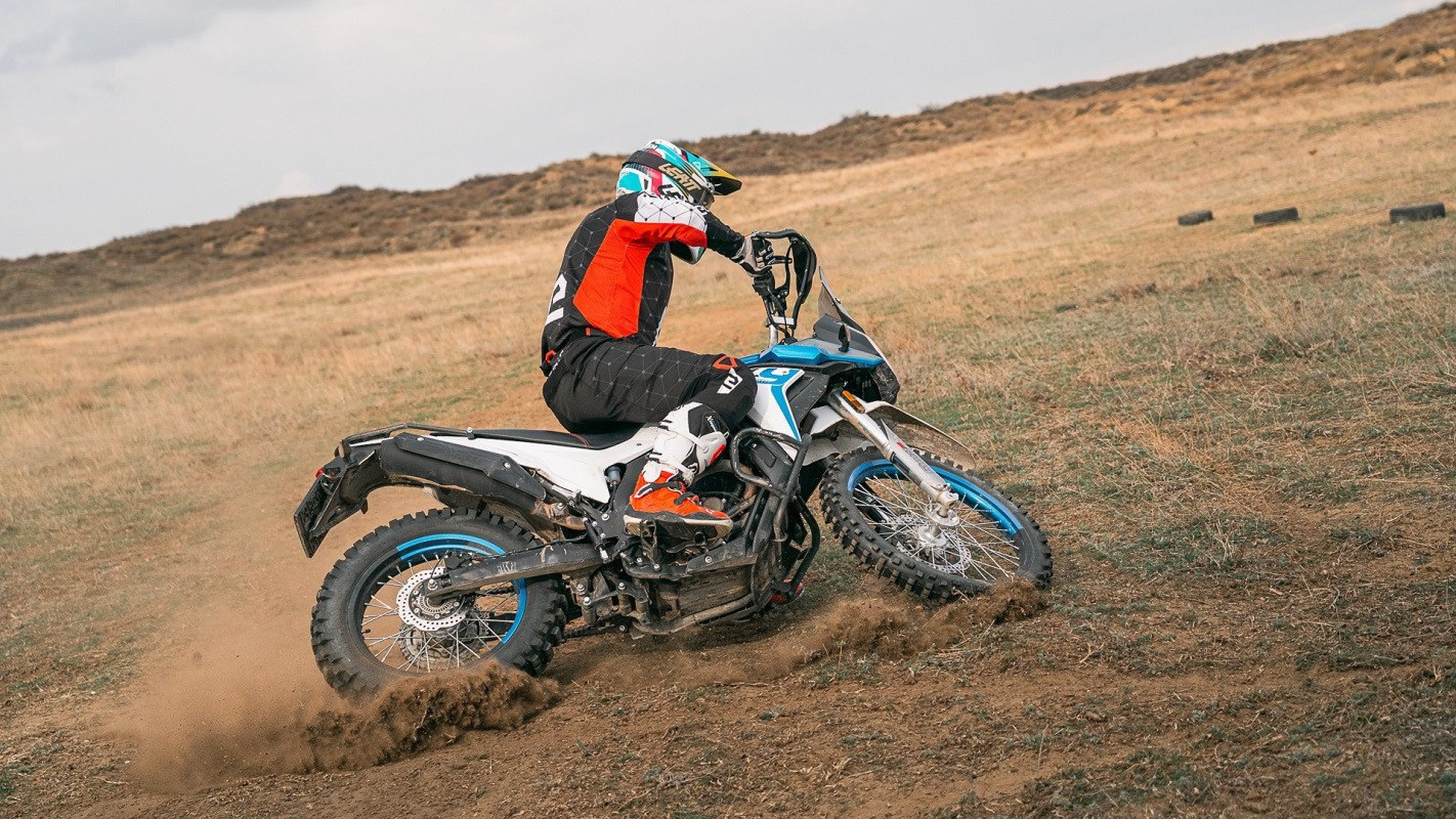 Мотоцикл VOGE 300 Rally
